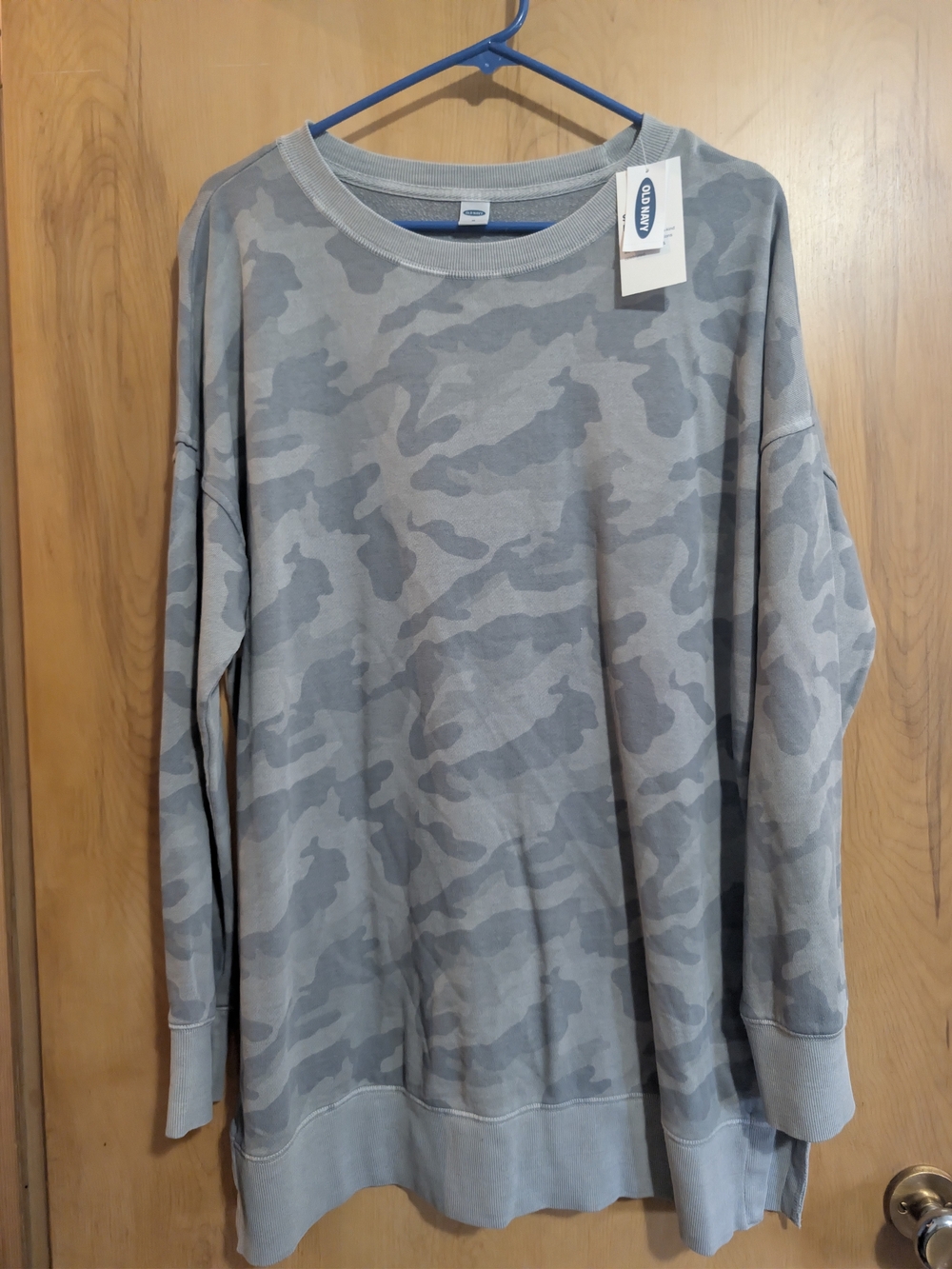 Old Navy Women's Gray Camo Pullover Sweatshirt